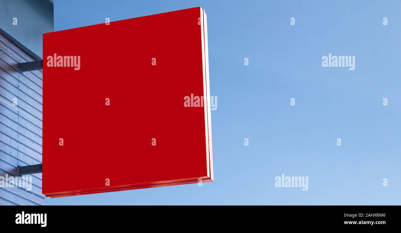Pancarte immersive, modèle de publicité, cadre vide copie espace, logo et texte. La signalisation moderne style plat. Une bannière de rue ciel isolés backgroun Banque D'Images