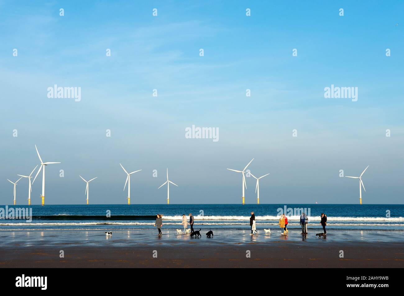 Redcar redondants Steel works, Coatham beach et off-shore wind farm, Redcar, Cleveland. Banque D'Images