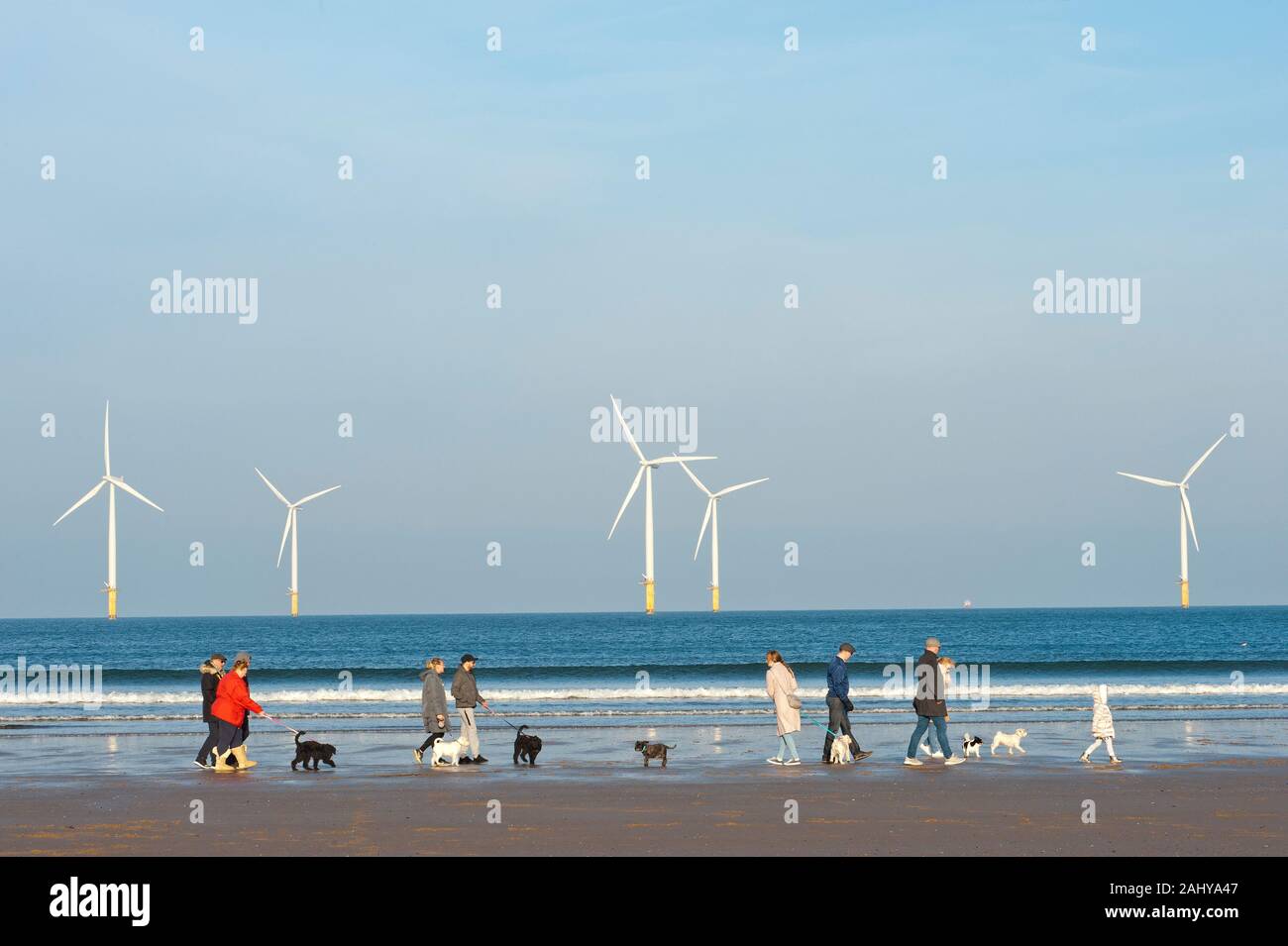 Redcar redondants Steel works, Coatham beach et off-shore wind farm, Redcar, Cleveland. Banque D'Images