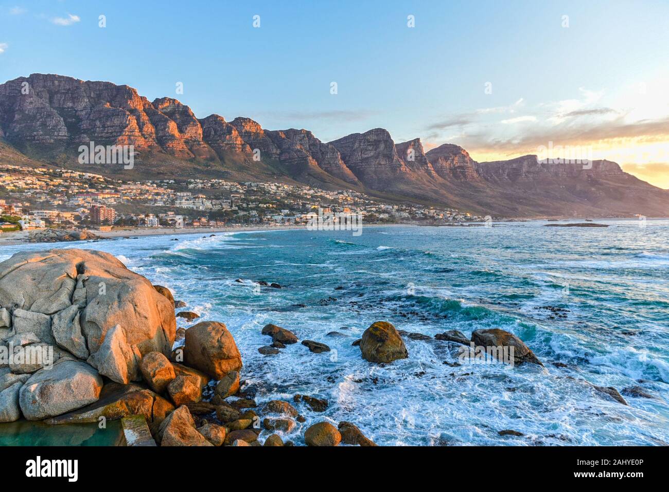 Maiden's Cove est l'un des endroits les plus pittoresques du Cap, en Afrique du Sud Banque D'Images