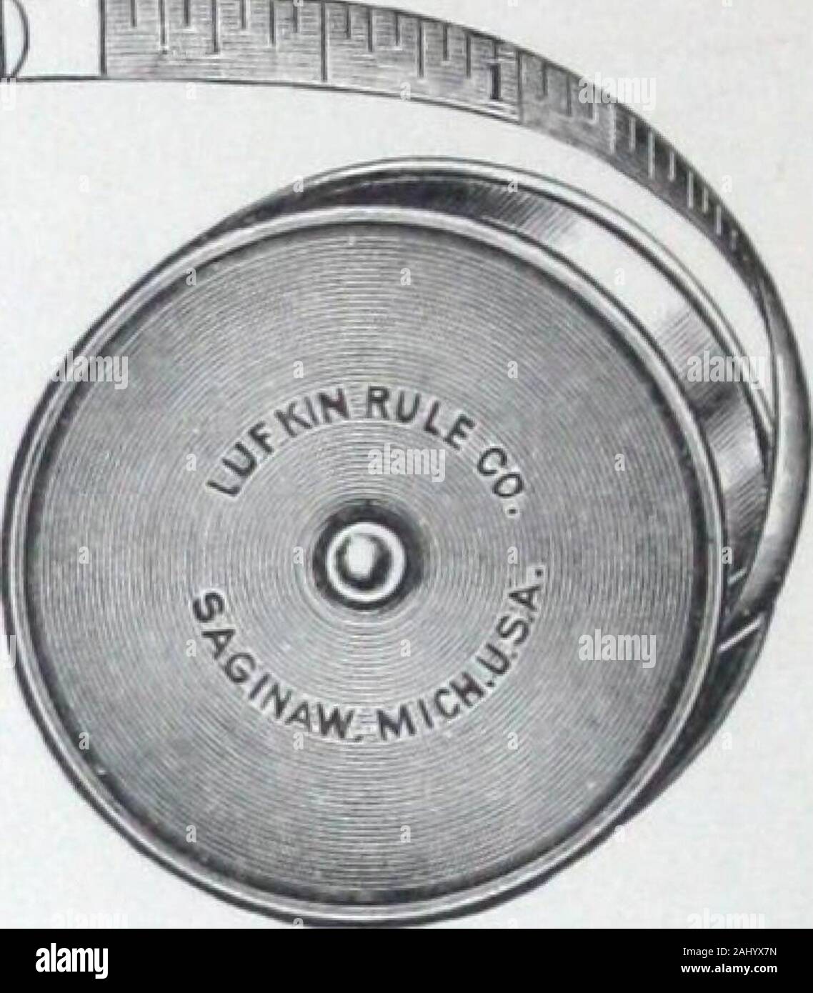 Catalogue illustré et liste de prix de dessin et de papiers calques, sun imprimer des documents et des équipements, d'instruments de dessin et de matériaux, instruments d'arpentage, accessoires, etc / Kolesch & Company. . D millimètres sur le bord supérieur. Côté d'autres énoncés dans les sections 12inch, a obtenu sur les deux bords et contenant  %, y %, J4, T/2,Y, Y2, 1 et 3 pouces avec échelles architectes subdivisions. Ingénieurs-Engi également des balances avec 10, 20, 30 et 40 parties au pouce. 8698 Longueur 2 mètres (78 pouces) Y %^ pouces de large, chaque tranche de 3,00 Mètres à ruban en acier de la conversion au système métrique. Cas d'argent allemand, springwind centre et s'arrêter. Graduate Banque D'Images