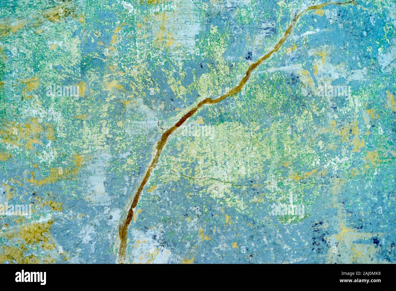 Motif Vintage wall texture dans ton bleu et vert, avec une grande fissure. Banque D'Images