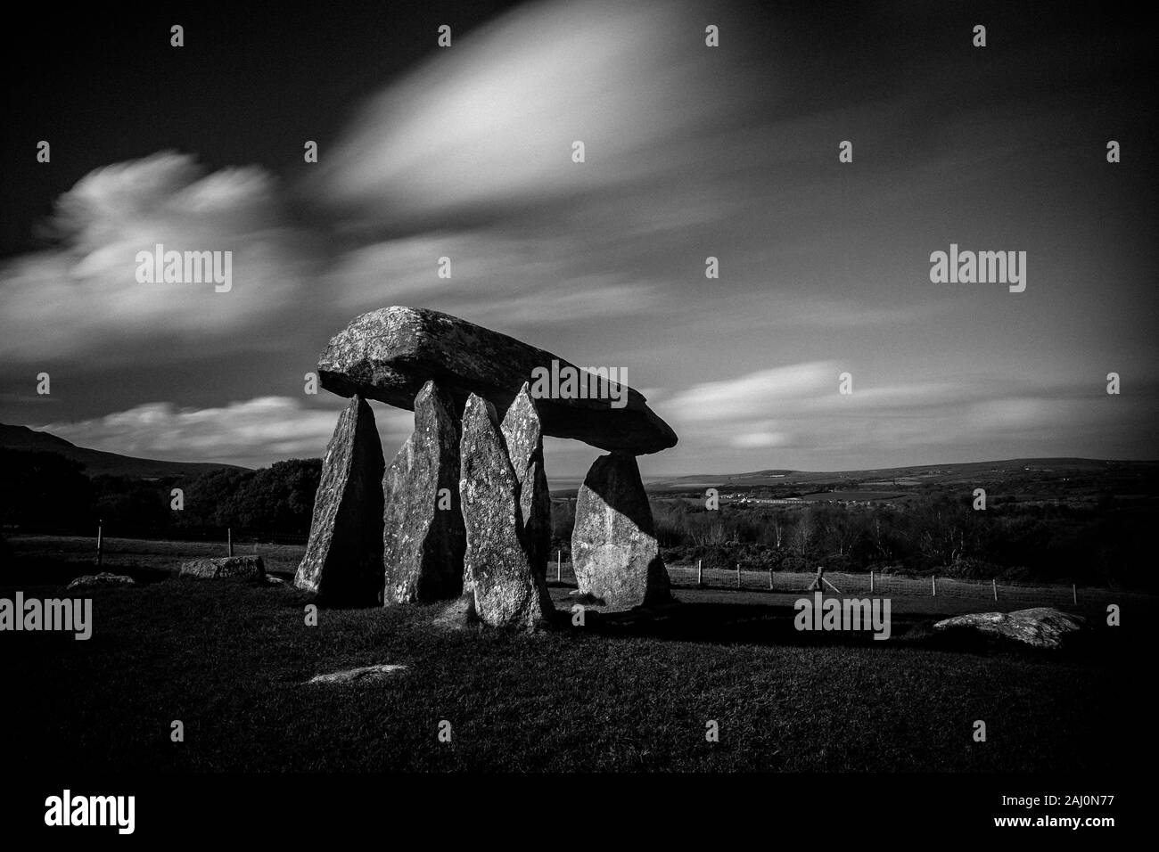 Pentre Ifan dolmen ou chambre de sépulture, Nevern, Pays de Galles Banque D'Images