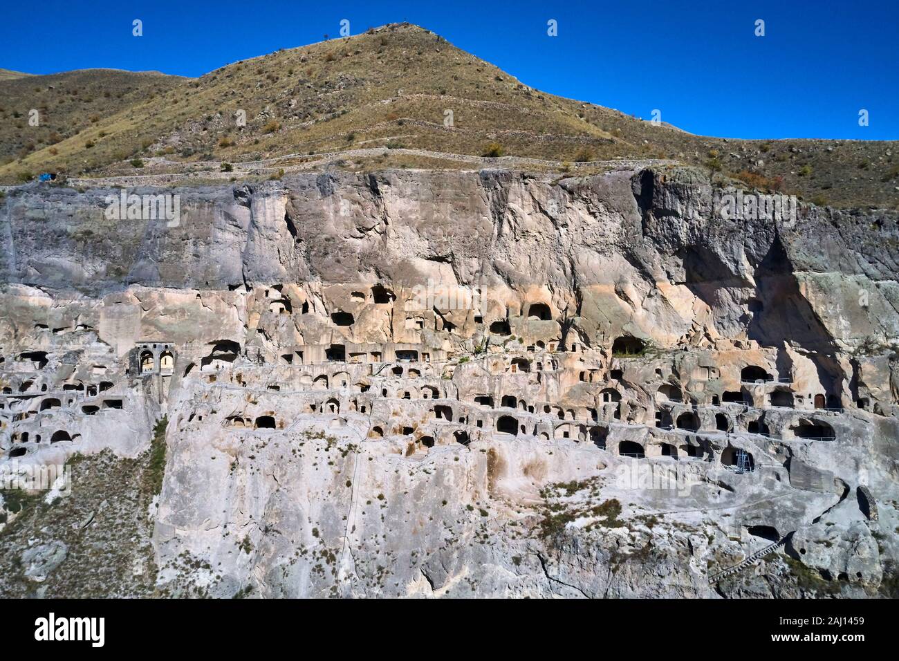 La Géorgie, Caucase, Samtskhé-Djavakhétie, Vardzia, complexe monastique troglodytique du 12ème siècle, Patrimoine Mondial de l'UNESCO, vue aérienne Banque D'Images