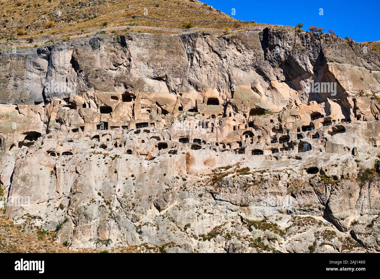 La Géorgie, Caucase, Samtskhé-Djavakhétie, Vardzia, complexe monastique troglodytique du 12ème siècle, Patrimoine Mondial de l'UNESCO, vue aérienne Banque D'Images