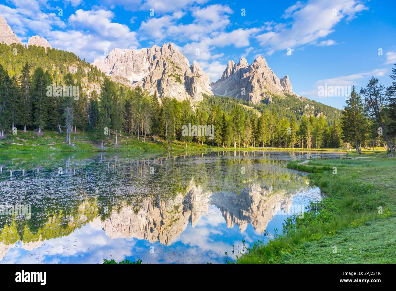 Anturno le lac et montagnes Cadini, UNESCO, province de Belluno, Misurina, Vénétie, Italie, Europe Banque D'Images