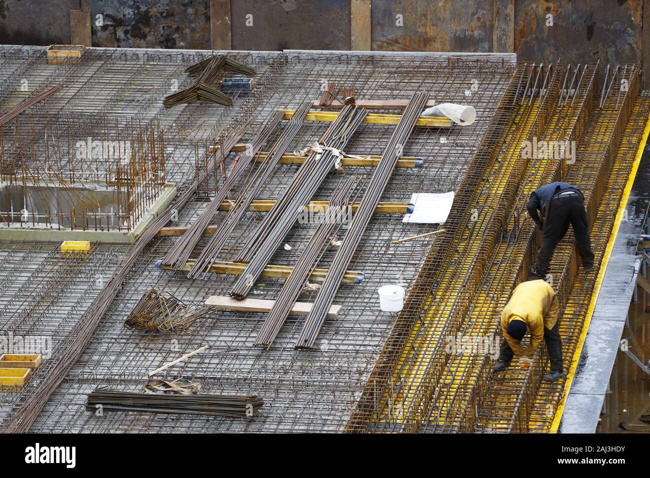 Site de construction, béton armé d'armature, pour un plafond de construction, sont en cours d'assemblage, Banque D'Images