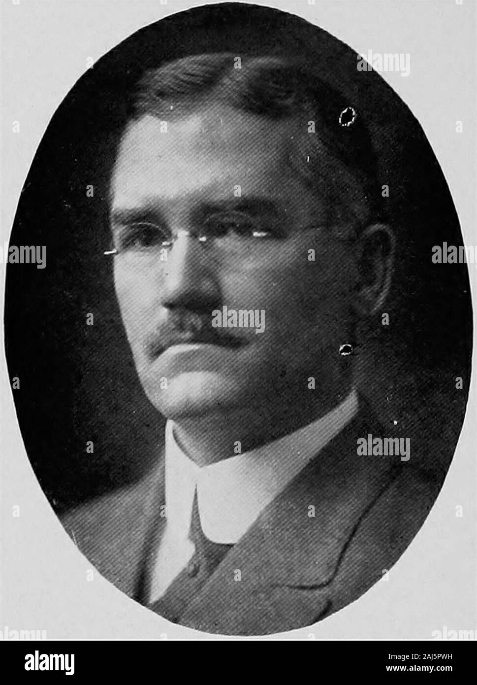 Empire state notables, 1914 . PROF. FRIEDBICH HIRTHEducator Auteur, Professeur, Chef du Département Literatureand chinois chinois Université Columhia YorJs Cily, etc.Nouveau HERHERT LORD GARDINER, éducateur, professeur d'Pliilanlliropy, Université Columbia New York Empire State 402 éducateurs des notables. Banque D'Images
