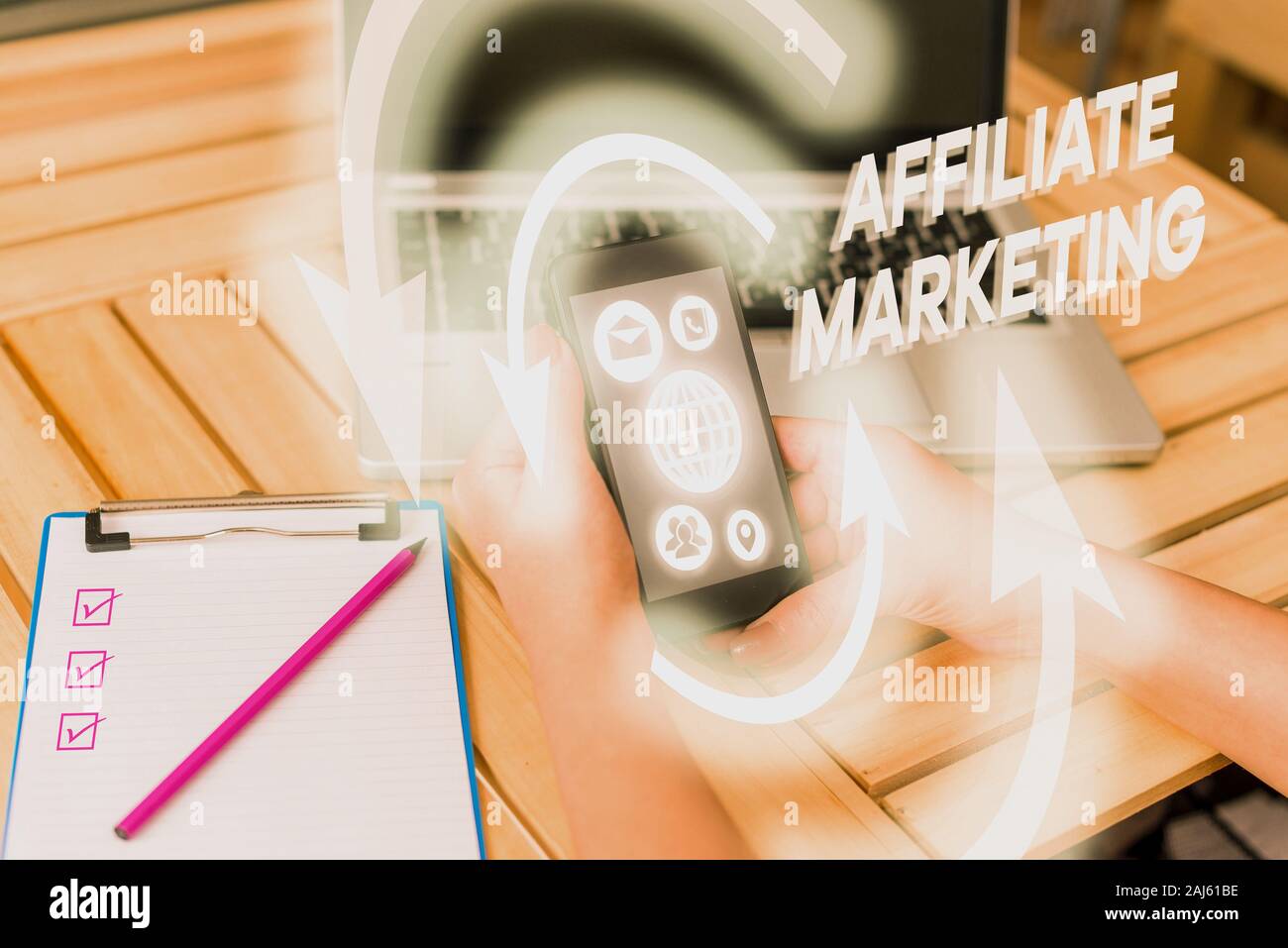 Écrit remarque montrant le marketing de filiale. Concept d'affaires d'indemnisation afin de générer des pistes d'éditeurs tiers Banque D'Images