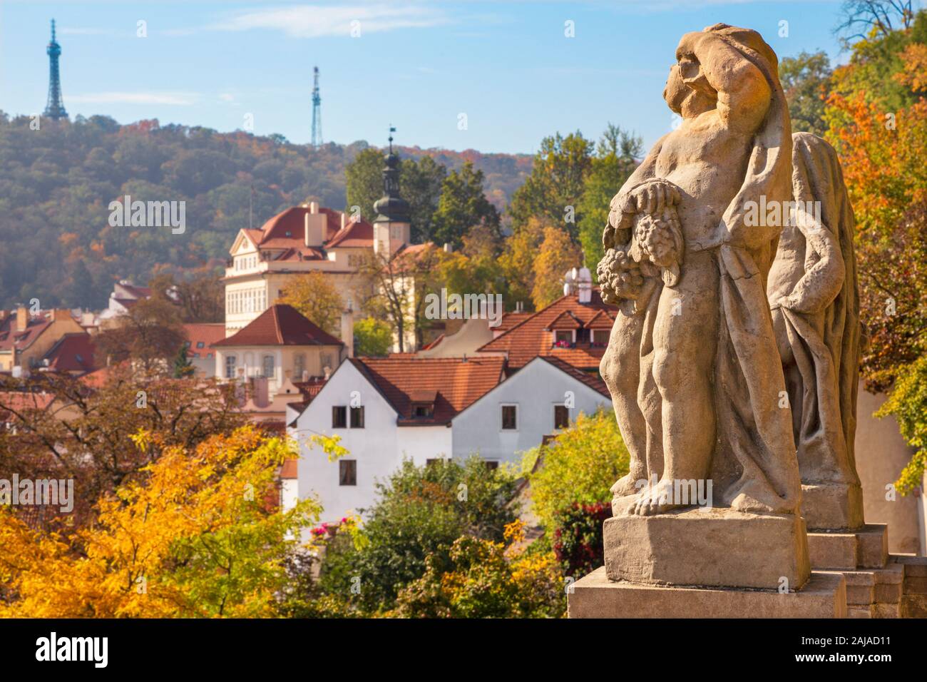 PRAGUE, RÉPUBLIQUE TCHÈQUE - le 12 octobre 2018 : Le jardin Ledeburska sous le château. Banque D'Images