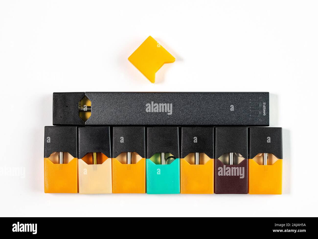 Morgantown, WV - 3 janvier 2020 : nectar de mangue et autres Juul arômes pour système nicotine vaping interdite dans l'USA Banque D'Images