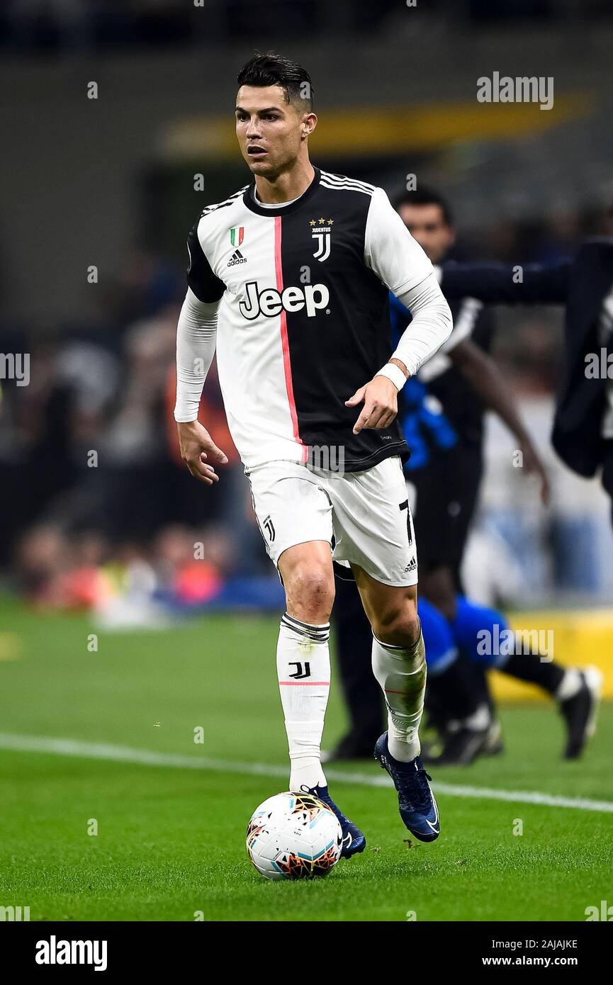 Milan, Italie. 6 octobre, 2019 : Cristiano Ronaldo de la Juventus en action au cours de la série d'un match de football entre l'Internazionale FC et la Juventus. La Juventus a gagné 2-1 sur le FC Internazionale. Credit : Nicolò Campo/Alamy Live News Banque D'Images