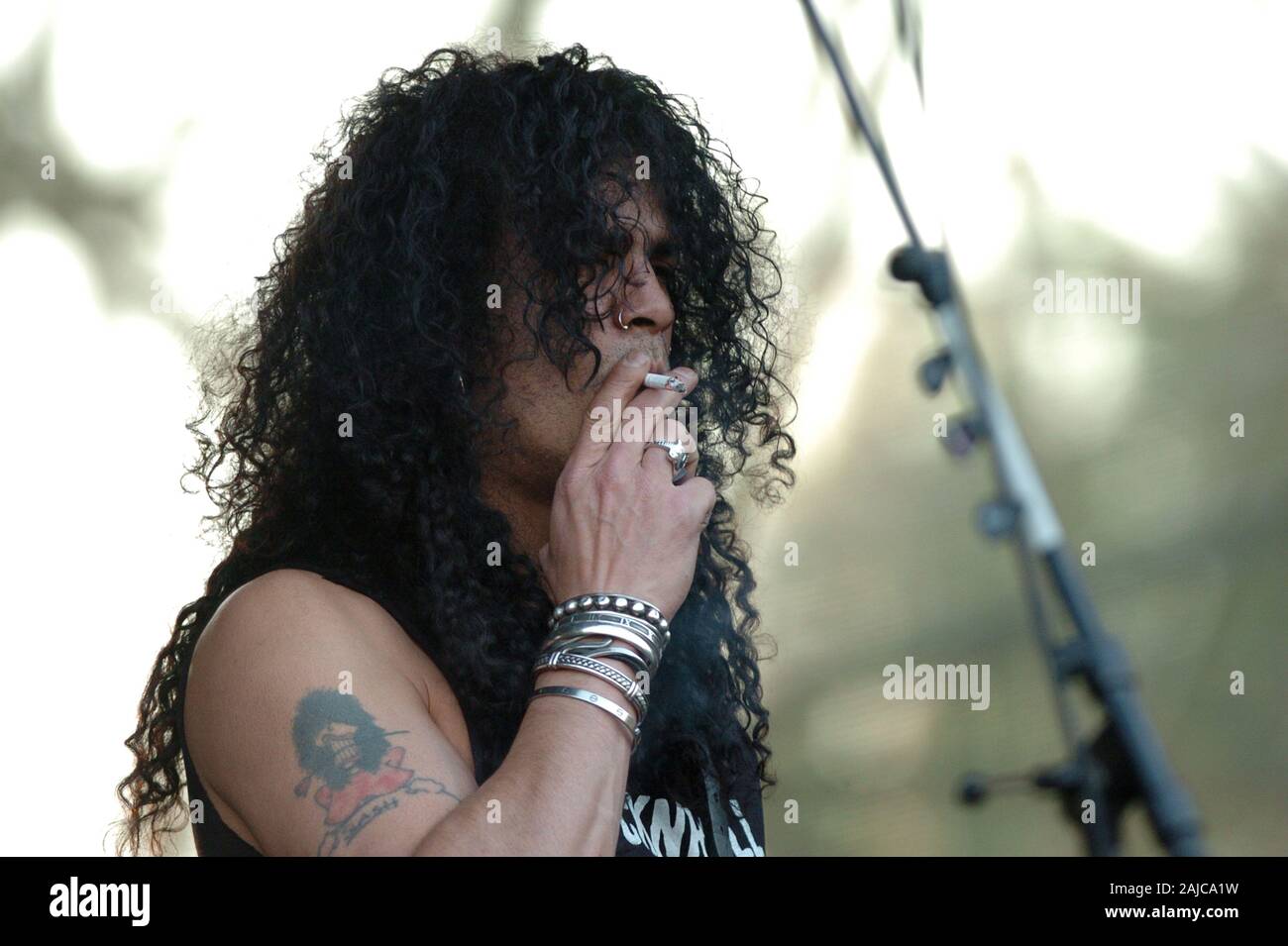 Italie Imola , 10-11-12 Juin 2005 'Heineken Jammin Festival 2005' Autodromo di Imola : Velvet Revolver Slash guitariste pendant le concert Banque D'Images