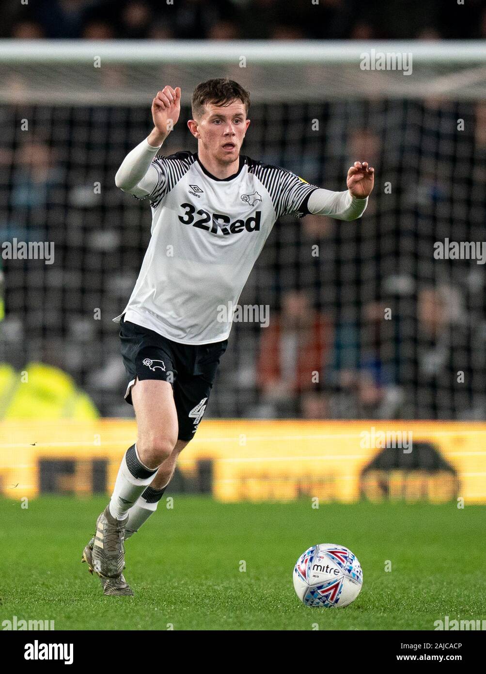 Derby, Royaume-Uni. 09Th Jan, 2020. Max Oiseau de Derby County au cours de la Sky Bet Championship match entre Derby County et Barnsley à l'IPRO Stadium, Derby, Angleterre le 2 janvier 2020. Photo par Andy Rowland. Credit : premier Media Images/Alamy Live News Banque D'Images