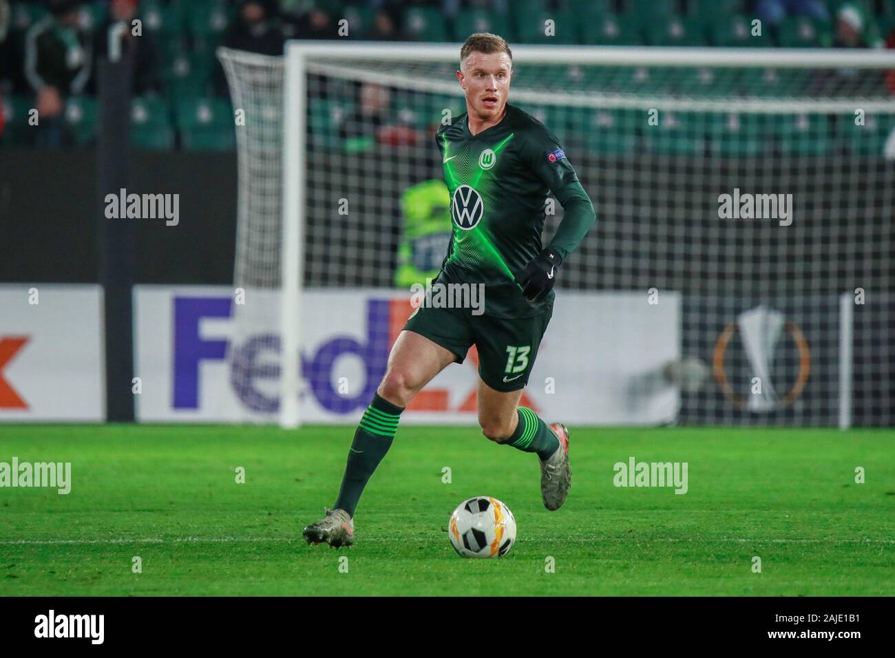 Wolfsburg, Allemagne, le 12 décembre 2019 : football player Yannick Gerhardt de VfL Wolfsburg en action au cours de l'UEFA Europa League Banque D'Images Wolfsburg, Allemagne, le 12 décembre 2019 : football player Yannick Gerhardt de VfL Wolfsburg en action au cours de l'UEFA Europa League Banque D'Images