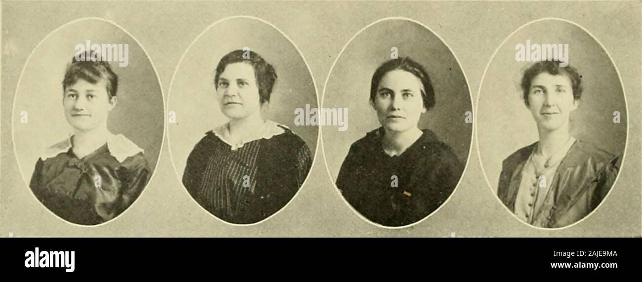 L'École de formation Bulletin trimestriel d'Avril, Mai, Juin 1916 . Ruby-Vaxx de bons mots sont plus tlian mauvais temps !-. Katherixe Tliere notliins-Parker est je liave fait encore o ma conscience mérite un corner.Julia Rakkin^-l'honneur d'une jeune fille n'est Fpi n.nnc. .Iinl no l( ;iiy est >o riche que l'honnêteté.Katherine White-n'avez-vous que je suis une femme ; quand je pense que je dois en parler.. Anna-WiriTKJirRST pour slie kretan hostel qu toutes les ])arts de la femme, avaient trop.. une femme lieait Marjorik.Pratt-dont la nature est si loin de faire le mal qu'il soupçonne aucun.K.o.ml Dail-J'aime pas beaucoup de mots.Allen Gardner-là vous verrez un co Banque D'Images