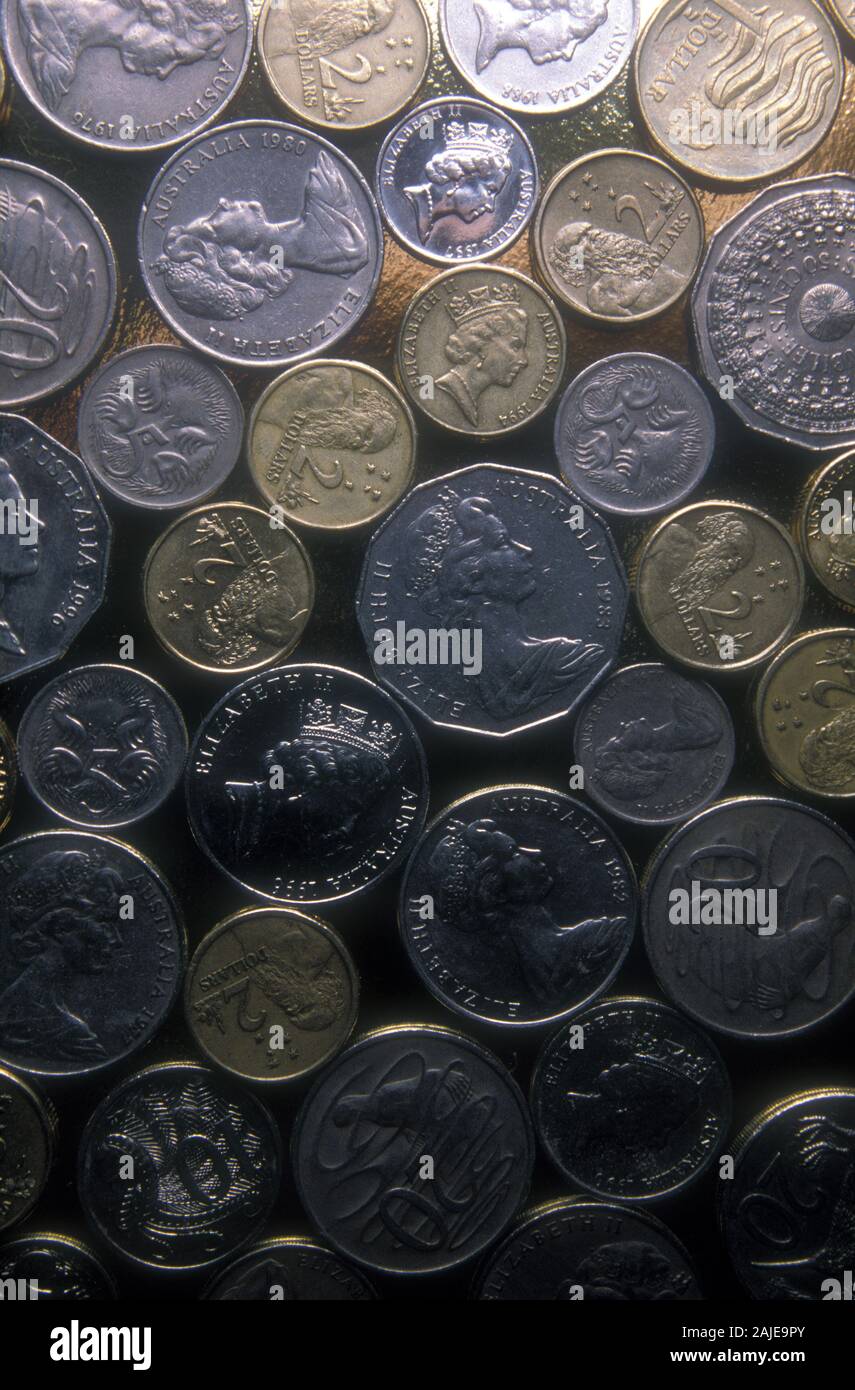 Pièces DE MONNAIE AUSTRALIENNES assorties (5 cents, 10 cents, 50 cents de 1 $ ET 2 $) Banque D'Images