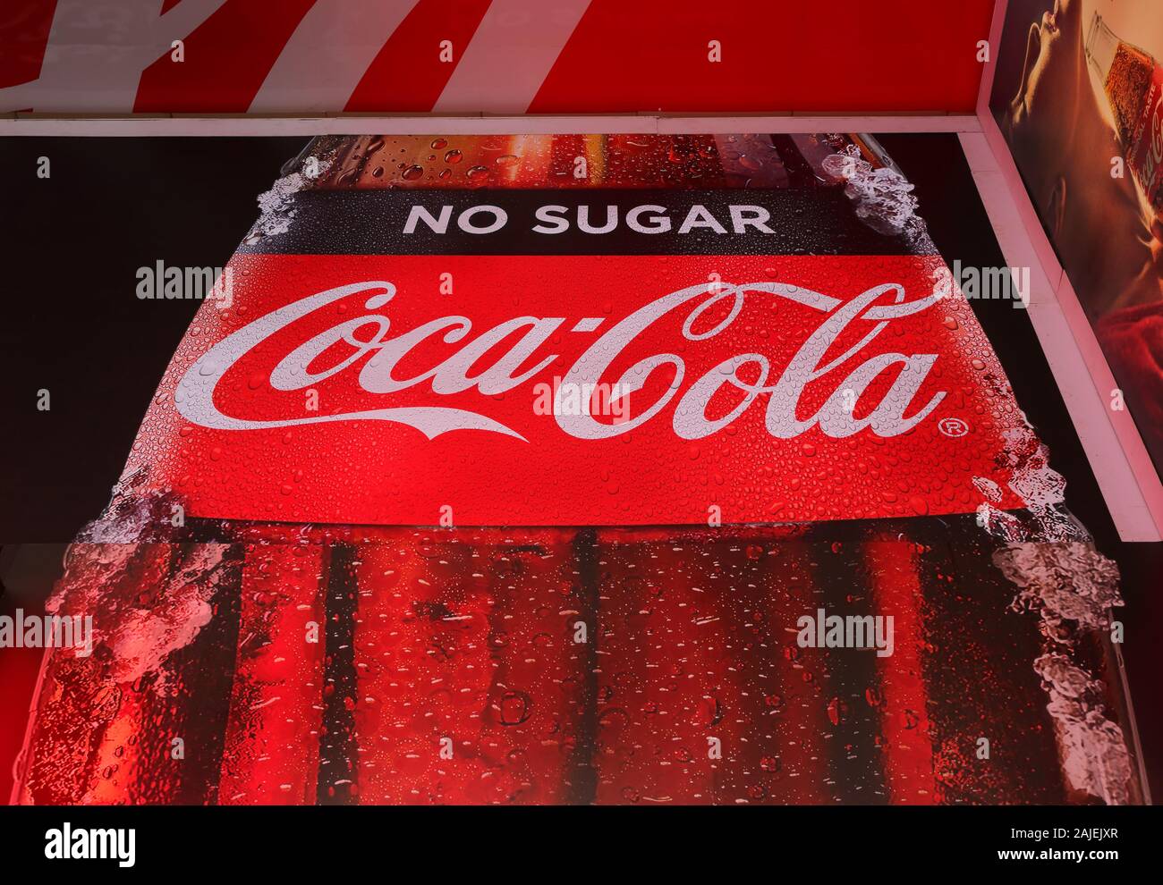 Bangkok, Thaïlande - le 3 janvier 2020 Gros plan : aucun sucre coca cola signer l'installation au mur de Lido Connect, un centre commercial de Siam Square area Banque D'Images