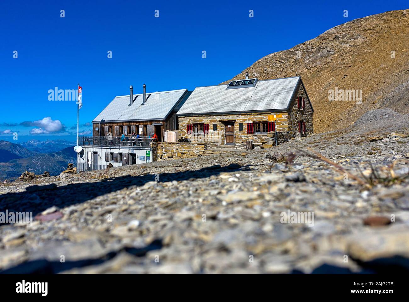 Refuge de montagne SAC Wildstrubelhütte, Lenk, Oberland Bernois, Suisse Banque D'Images