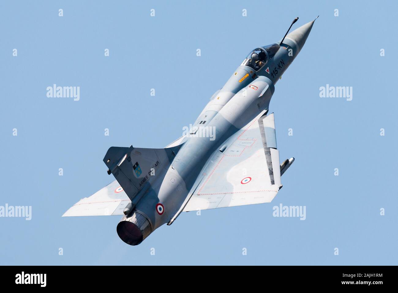 Un Dassault Mirage 2000 avion de chasse de l'Armée de l'Air française. Le Mirage 2000 est un mono-moteur, l'interarmisation quatrième génération d'avion de chasse. Banque D'Images