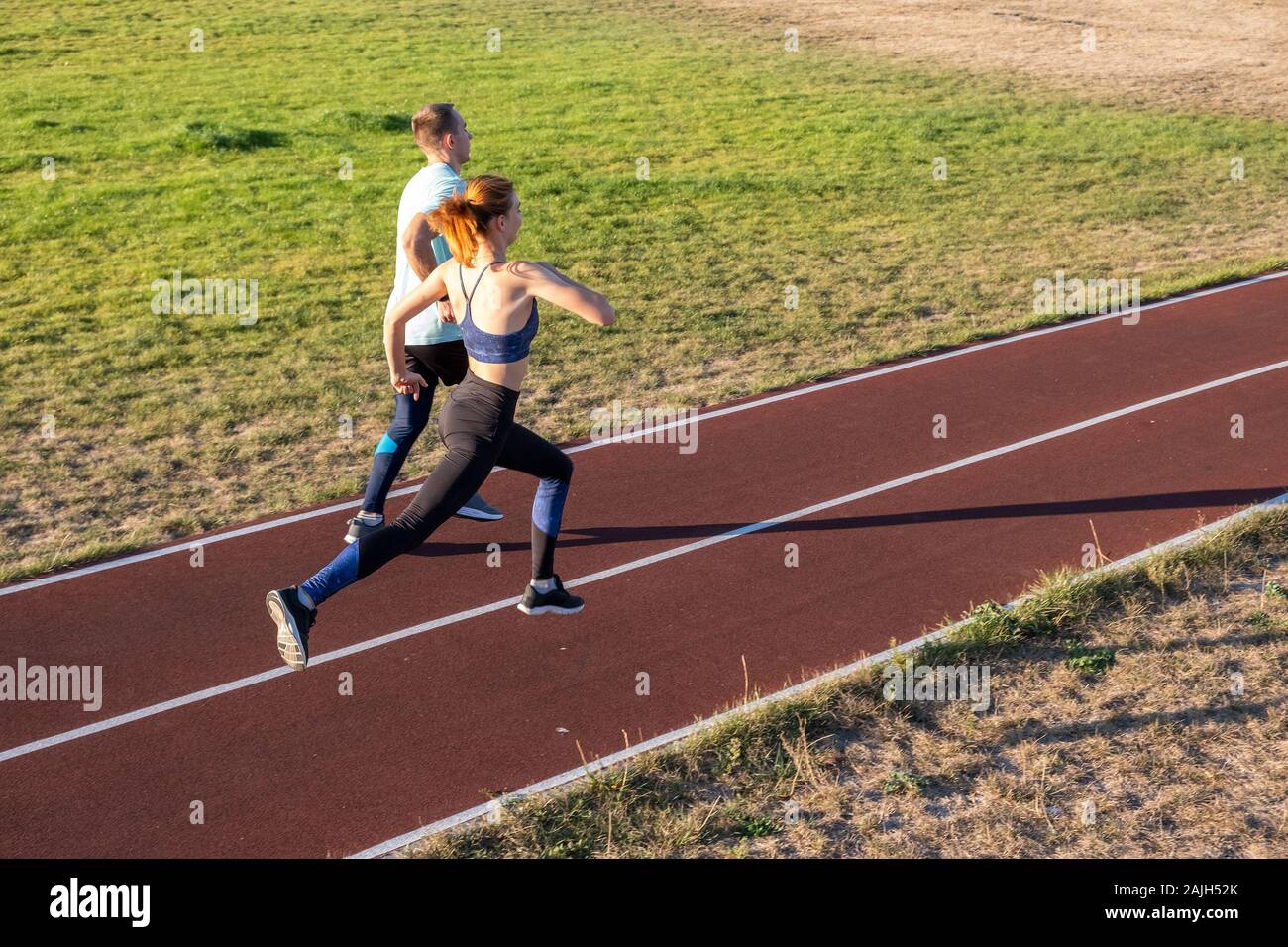 Lot De 2 Javelots D'entraînement En Plastique Souple - Pour Enfants Et Débutants En Athlétisme - Matériel Sportif Réutilisable - 8