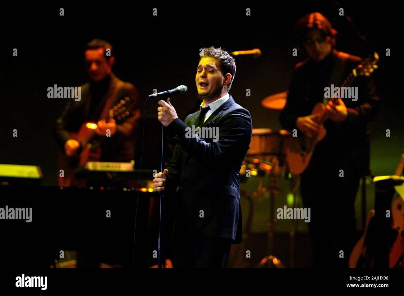 Milan Italie, 26 octobre 2007, concert live de Michael Bublé au DatchForum de Assago : le chanteur Michael Bublé pendant le concert Banque D'Images