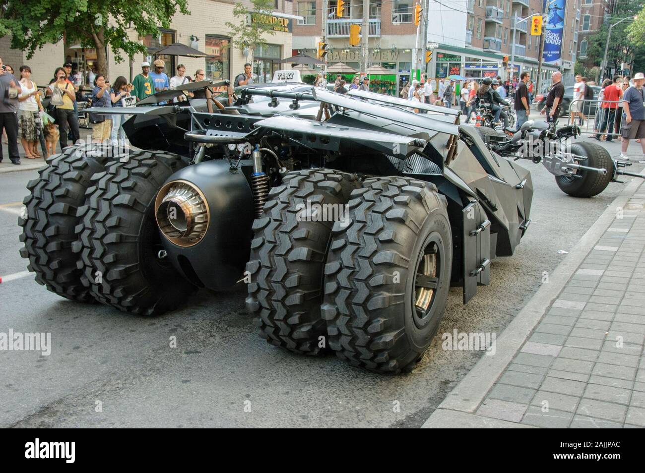 Moto Batpod batmobile et utilisé dans la suite de Batman The Dark Knight, visiter la ville de Toronto pour une campagne de promotion. Banque D'Images