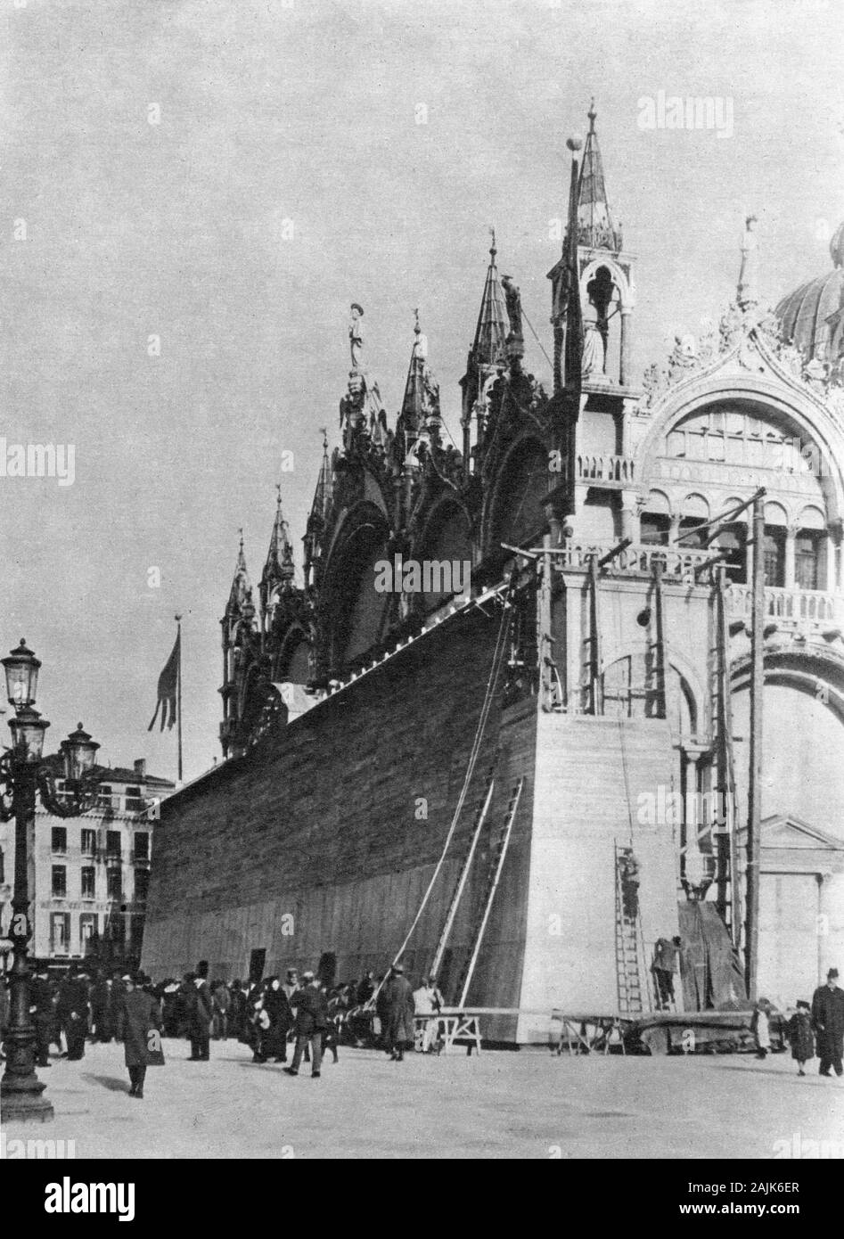 Église de St Marks barricadèrent pour protection, Venise, Italie // La Première Guerre mondiale, Italie Banque D'Images