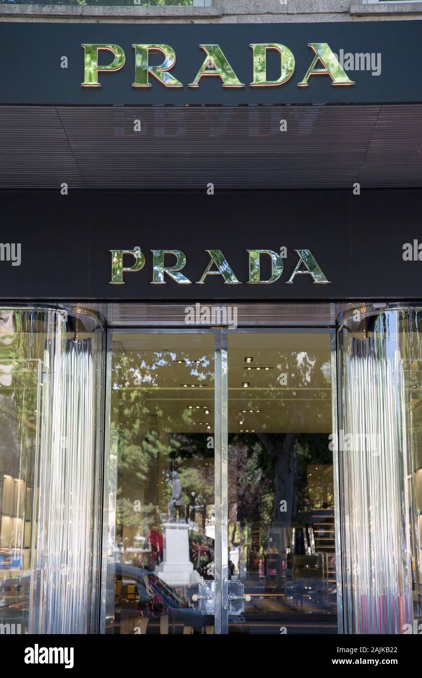 Magasin Prada dans la rue Serrano, Madrid Banque D'Images