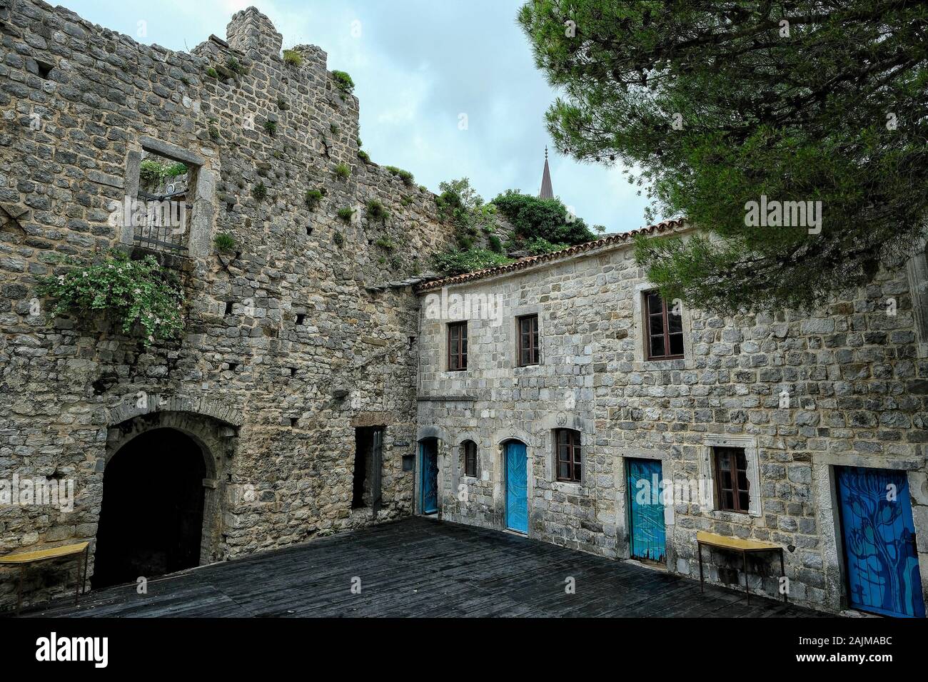 Ruines de l'ancienne forteresse Stari Bar au Monténégro. Banque D'Images