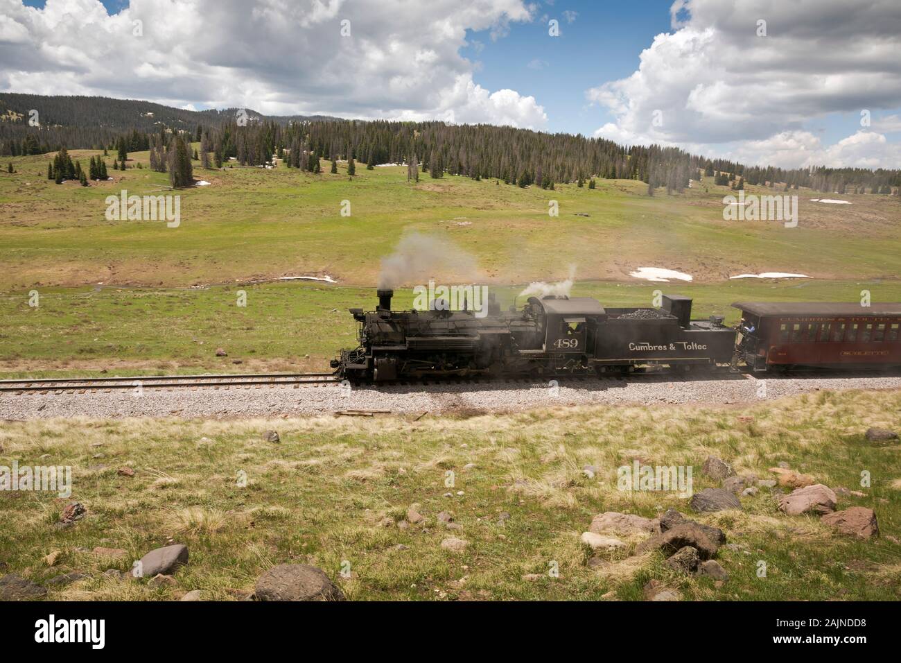 CO00150-00...COLORADO - Le Cumbres et Scenic Railroad toltèque 3 ft un patrimoine à voie étroite railroad qui traverse un bassin, sur son voyage de 64 b Banque D'Images