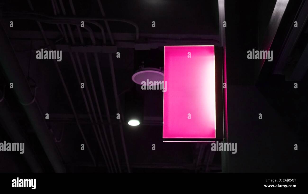 La signalisation vide de la visionneuse est accrochée au mur Banque D'Images