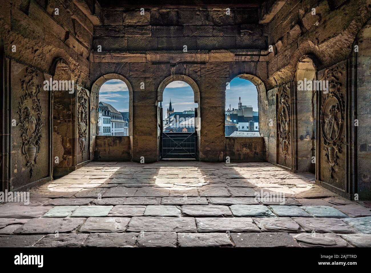 TRIER, ALLEMAGNE - le 22 septembre : c'est est l'architecture intérieure de la Porta Nigra, une ancienne porte de ville construit au 2ème siècle, le 22 septembre, 201 Banque D'Images