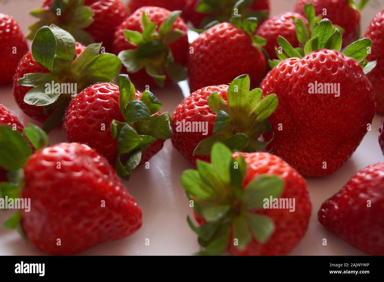 Très doux des fraises et cerises Banque D'Images