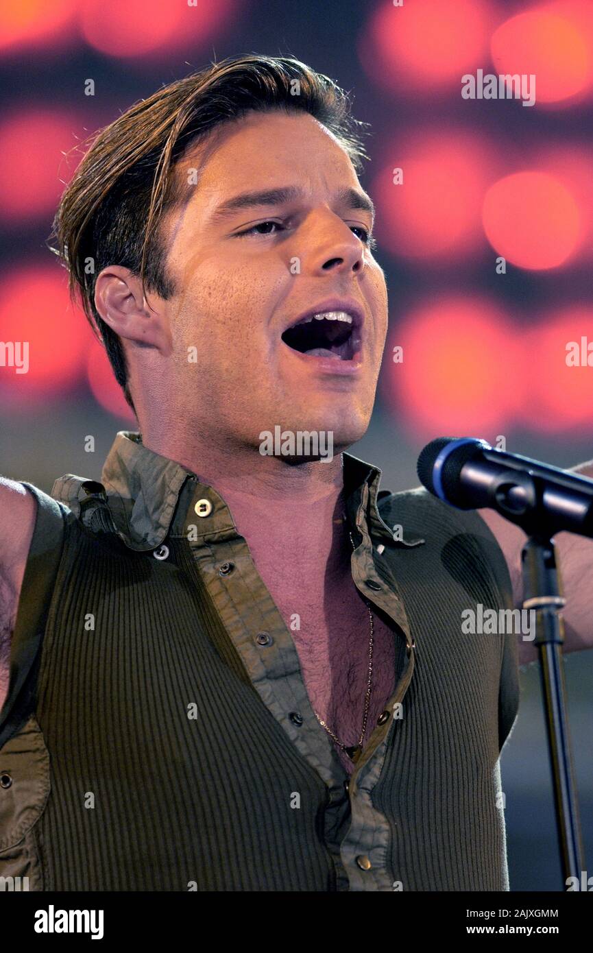Milano Italie 05/31/2003, Civic Arena : Ricky Martin en concert au cours de l'événement musical Festivalbar '2003'. Banque D'Images