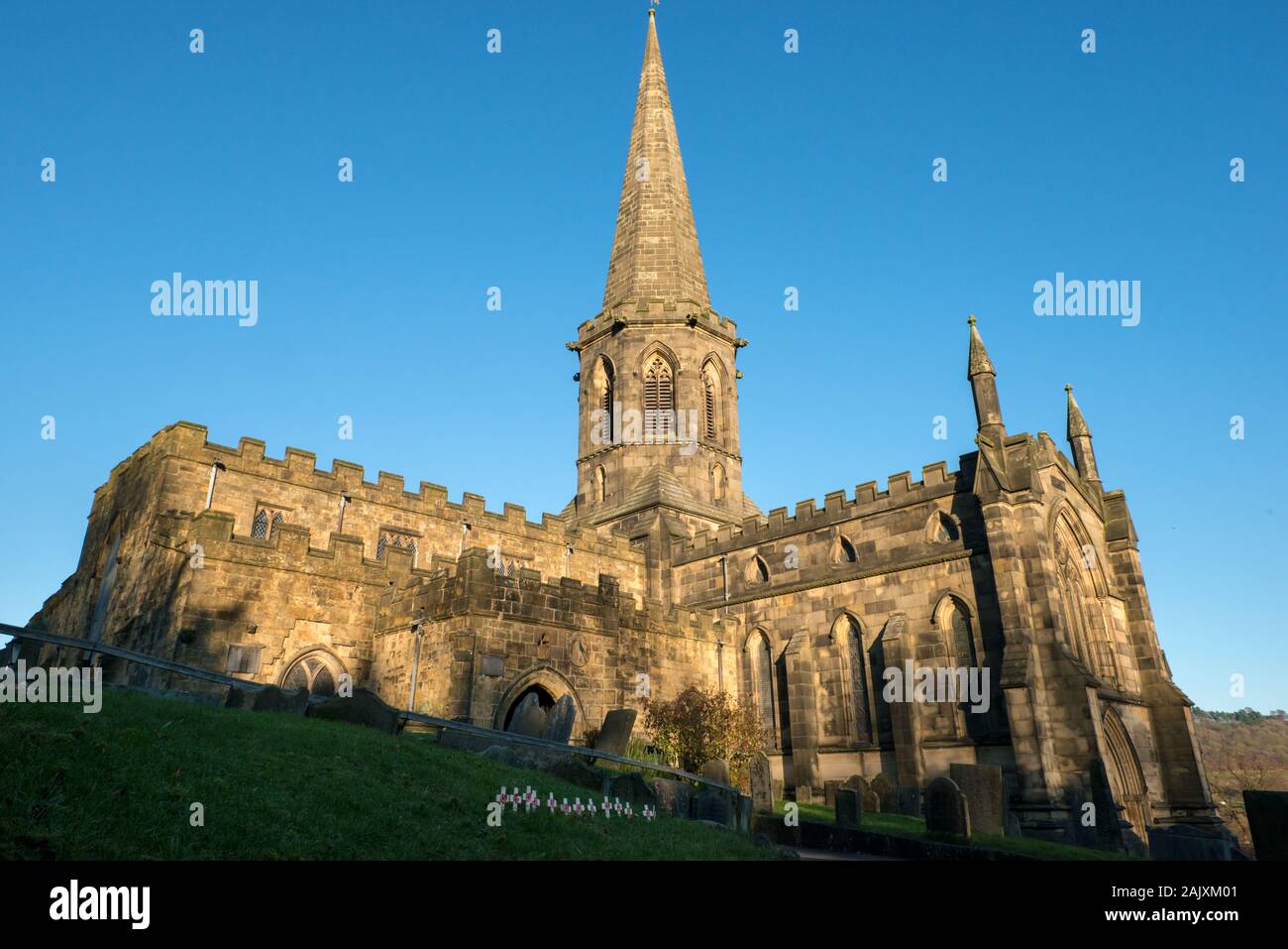 All Saints Church, l'église paroissiale de la ville de marché historique de Bakewell au cœur du Peak District. Banque D'Images
