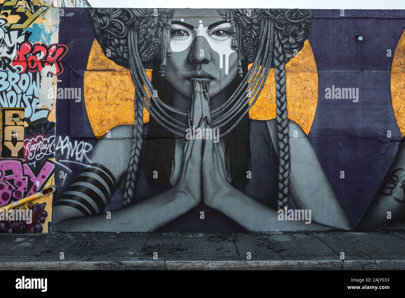 Exploration de la graffitis dans le quartier hipster Wynwood de Miami avec ses murs Wynwood (Miami, Floride, États-Unis) Banque D'Images