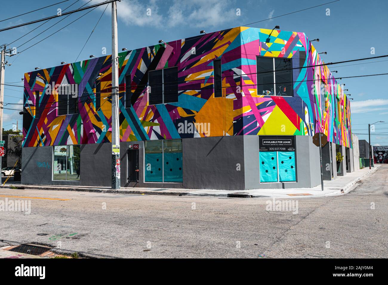 Exploration de la graffitis dans le quartier hipster Wynwood de Miami avec ses murs Wynwood (Miami, Floride, États-Unis) Banque D'Images