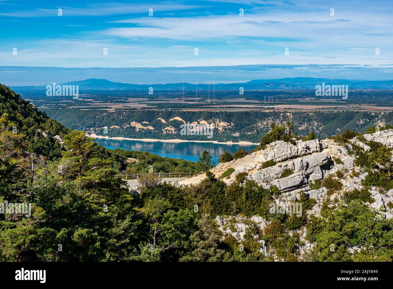 Les Gorges du Verdon, Gorges du Verdon, un paysage extraordinaire du célèbre canyon de la liquidation et du vert turquoise river et high limestone rocks en français Al Banque D'Images