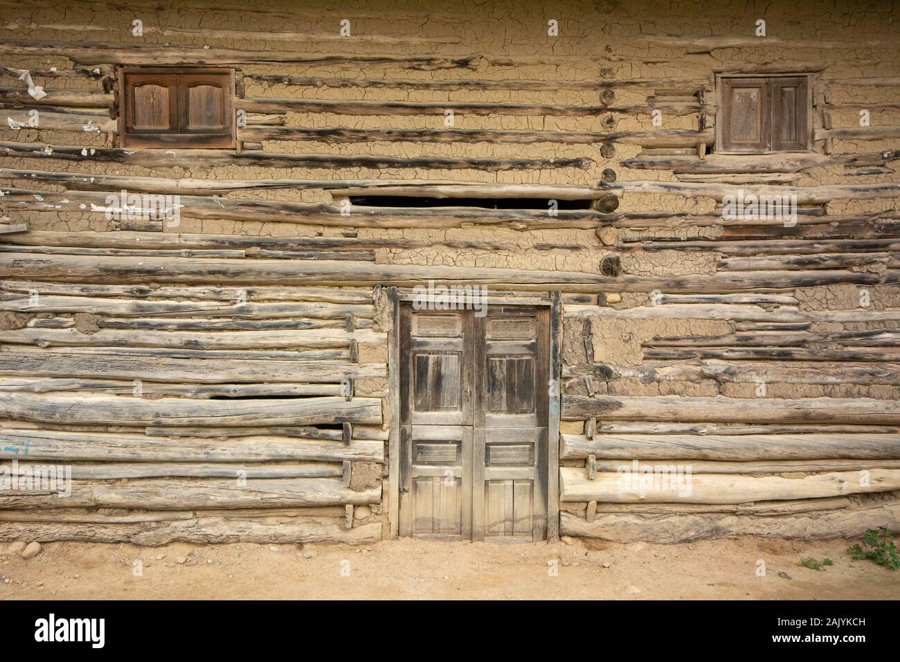 Maison typique de construction de charpente et de boue dans les Andes orientales dans la région d'Amazonas dans le nord du Pérou Banque D'Images