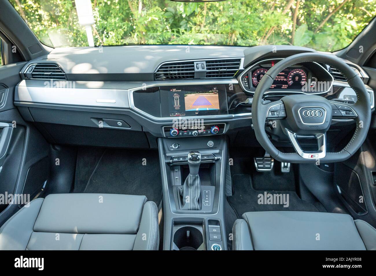 Hong Kong, Chine, juillet 2019 : Audi Q3 Intérieur le 5 août 2019 à Hong  Kong Photo Stock - Alamy