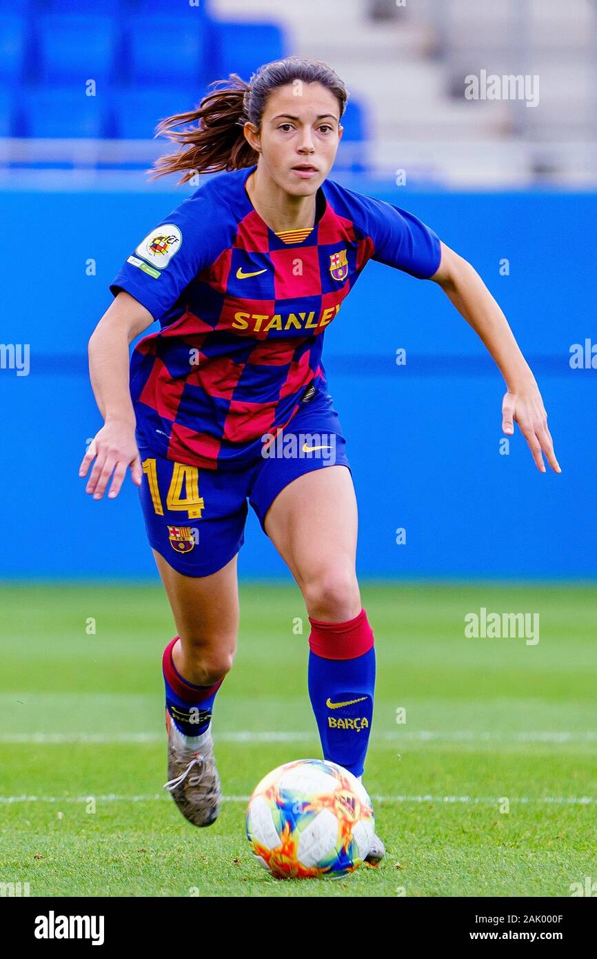 Barcelone - DEC 21 : Aitana Bonmati joue à la femme espagnole match de  championnat entre le FC Barcelone et féminine à l'Tenerife Johan Cruyff  Stadium sur D Photo Stock - Alamy