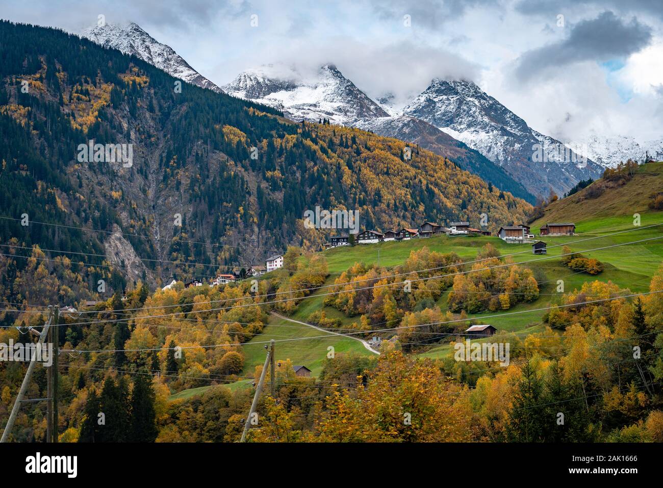 Belles chaînes de montagne en Suisse Banque D'Images