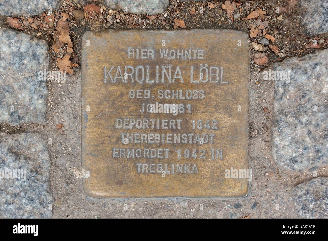 'Pierre tumbling' pour Karolina Lobl (déportée à Theresienstadt et treblinka, à Coburg, en Bavière, en Allemagne. Banque D'Images