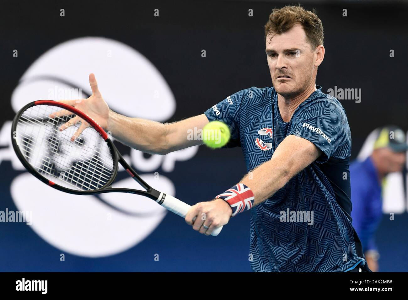 Sydney, Australie. 7 janvier 2020 ; Centre de tennis du Parc olympique de Sydney, Sydney, New South Wales, Australie, Sydney, Australie Coupe ATP, jour 5 ; Grande-Bretagne contre Moldova;Jamie Murray et Joe Salisbury de Grande-bretagne contre Alexander Cozbinov et Radu Albot de Moldova ; Jamie Murray de Grande-bretagne frappe un revers dans le match de double contre la Moldova - usage éditorial : Action Crédit Plus Sport Images/Alamy Live News Banque D'Images