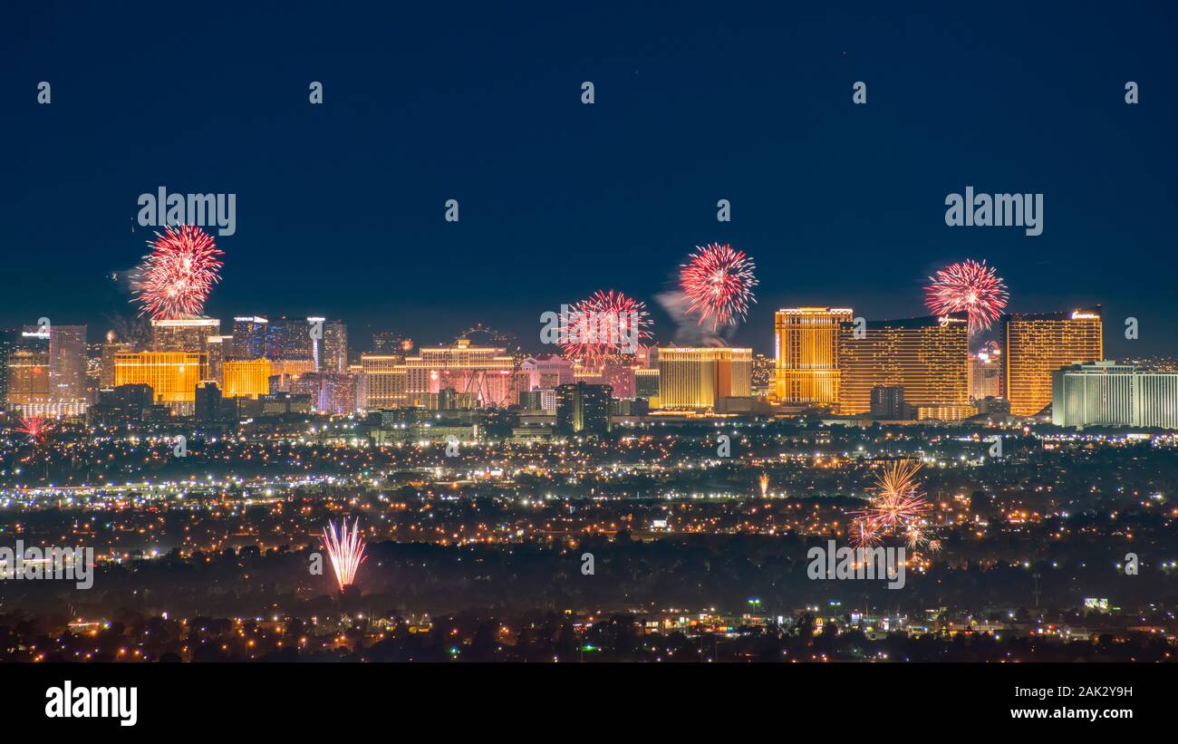 Las Vegas, JAN 1 : Nuit d'artifice de la Saint-Sylvestre le Jan 1, 2020 à Las Vegas, Nevada Banque D'Images