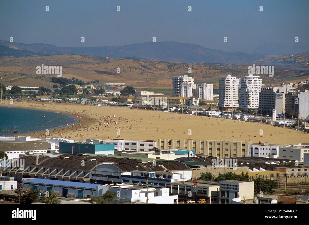 Maroc - vue panoramique de la plage de Tanger et l'Avenue d'Espagne | Le monde d'utilisation Banque D'Images