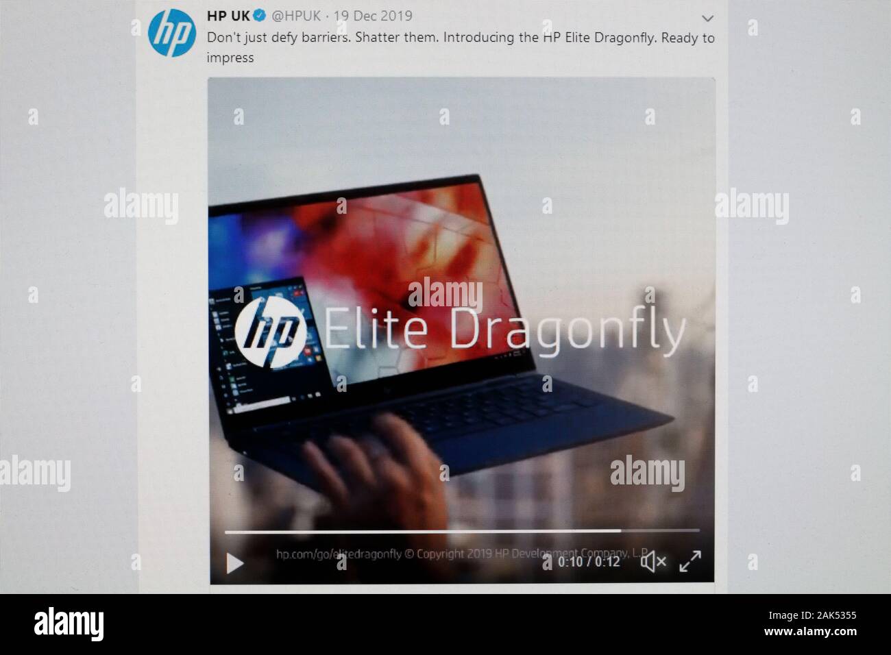 Twitter feed screen grab, Hewlett Packard annonce ordinateur portable Banque D'Images