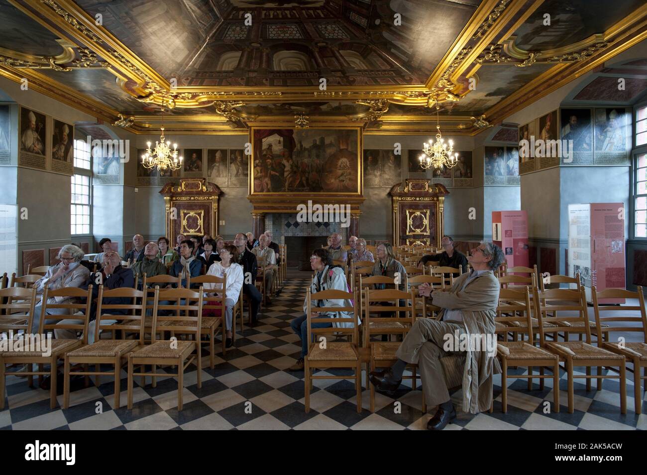 Bad Iburg Rittersaal im Schloss mit : perspektivischer Scheinarchitektur Deckenmalerei la SLA, l'utilisation des terres dans le monde Osnabruecker | Banque D'Images