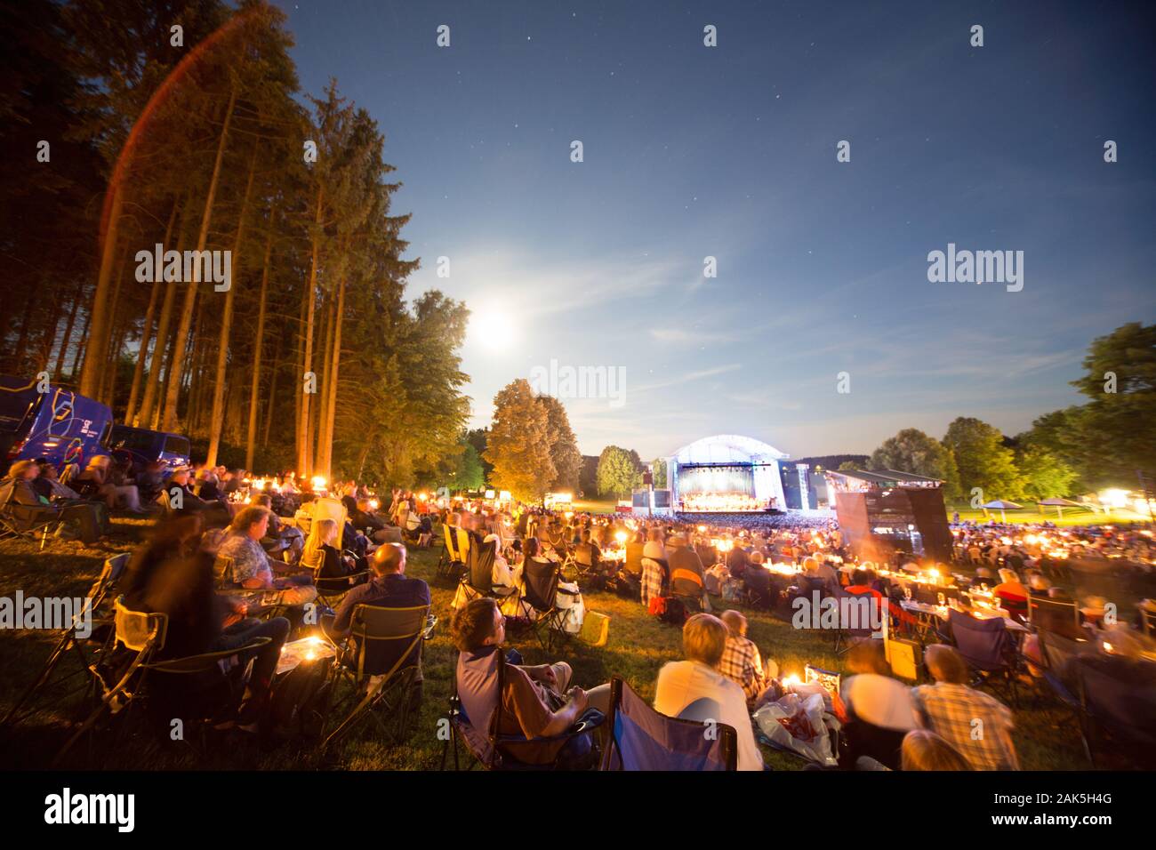 Losheim : 'Klassik Open Air' am Stausee, Sarre | conditions dans le monde entier Banque D'Images